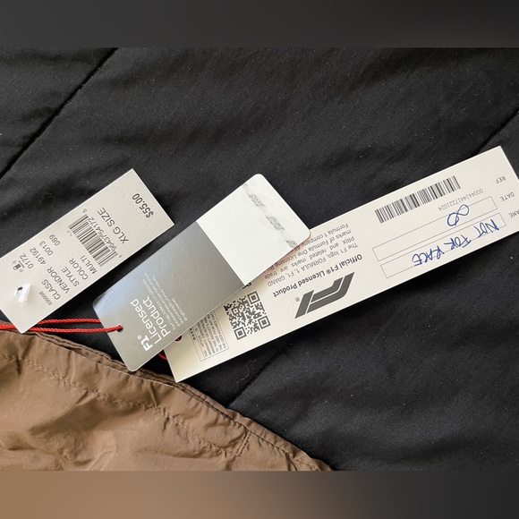 Brand New Formula 1 Not For Race Shorts Size Extra Large - Picture 5 of 5